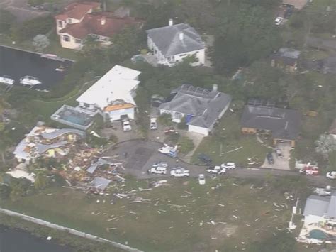 Tornado in sarasota today - Using the Enhanced Fujita (EF) scale, a tornado can have wind speeds of more than 200 miles per hour. The EF scale categorizes tornadoes based on the extent of damage they cause and are not actual wind speed measurements.
